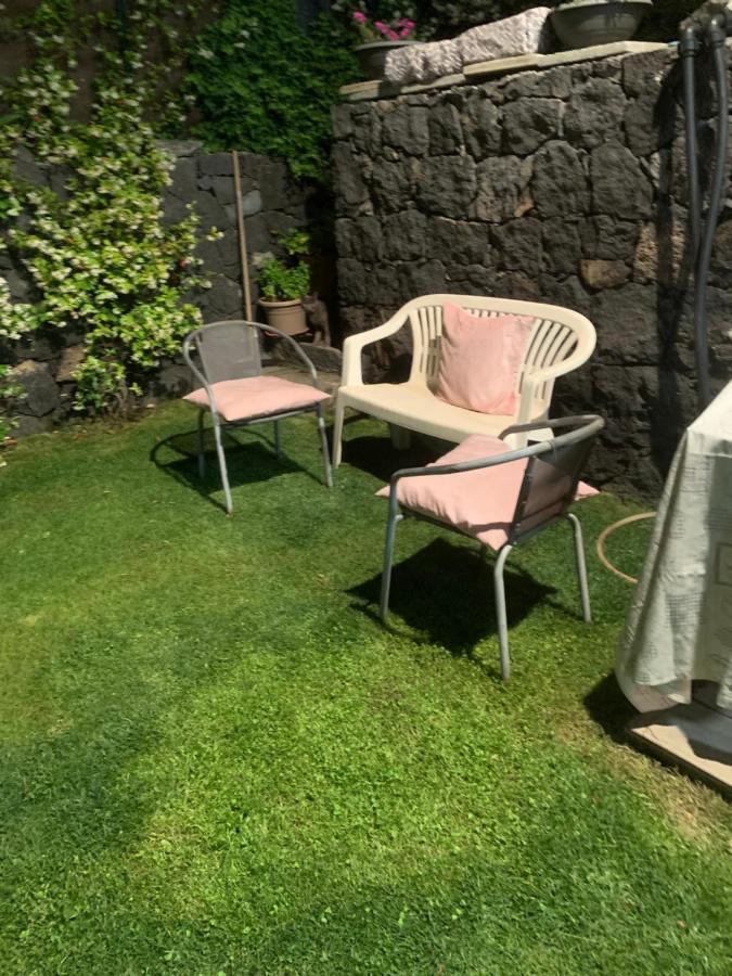 Villa In Affitto Ragalna Esterno foto