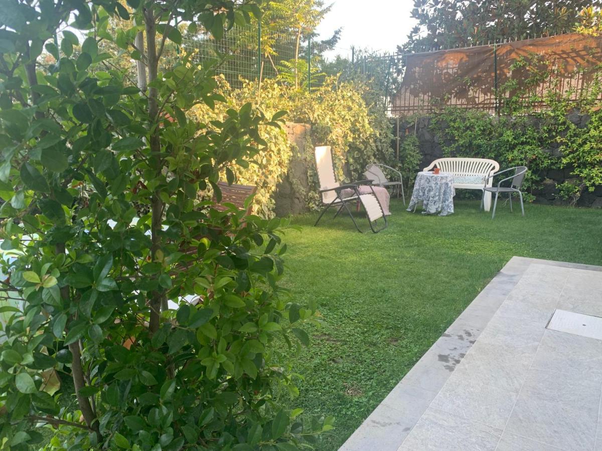 Villa In Affitto Ragalna Esterno foto